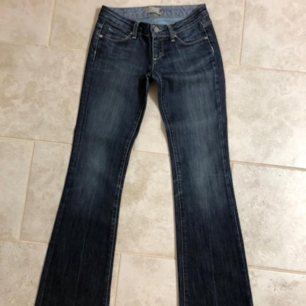 PAIGE Low-rise Boot Leg Premium Denim Sz 25 EUC